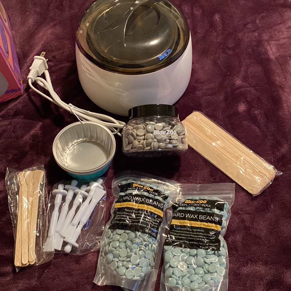 ProWax 100. Blue zoo. White